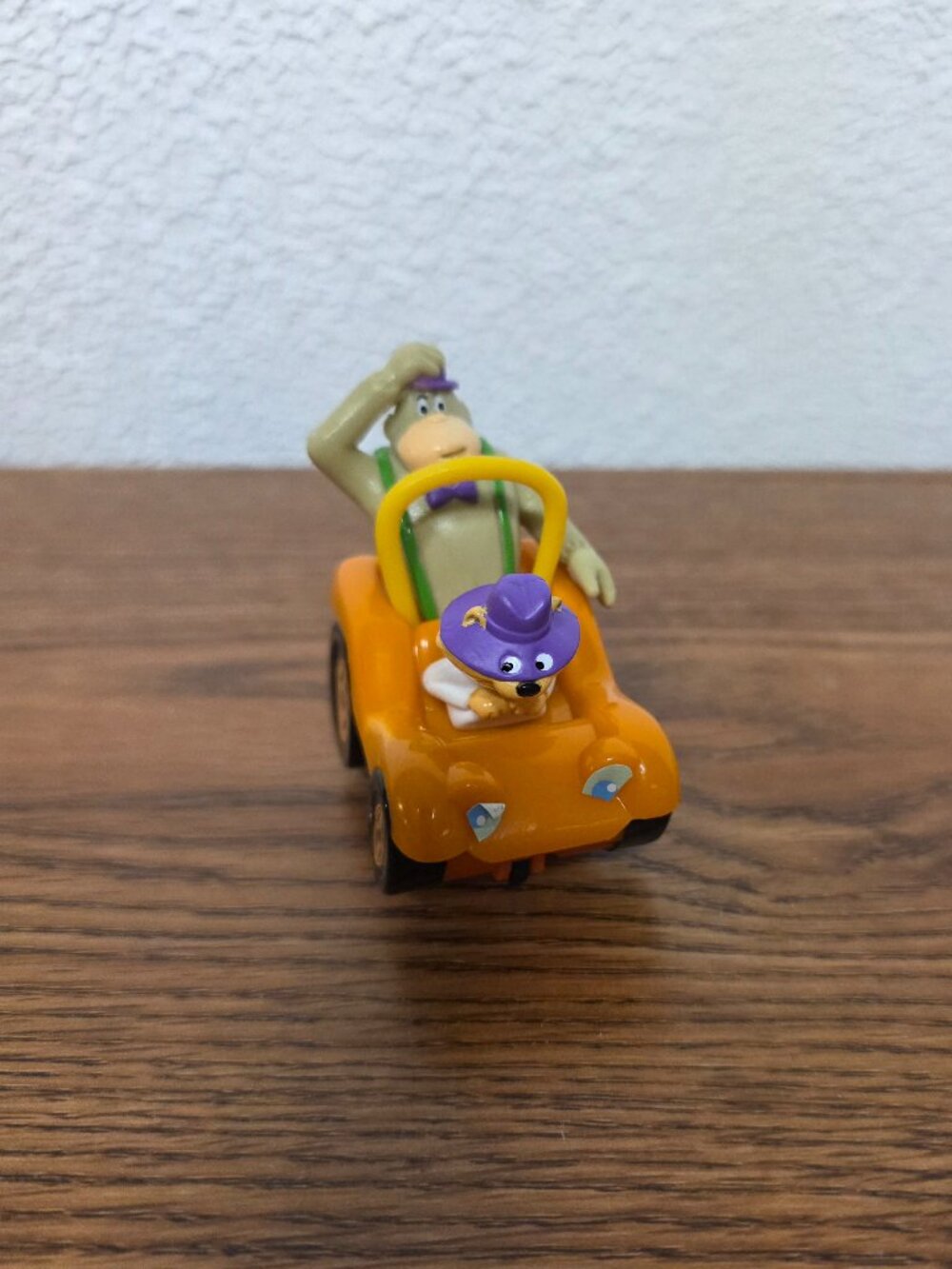 Vintage Toy Figure Burger King 1997 Magilla Gorilla Wacky Orange Race Car